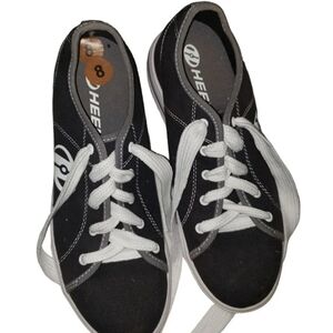 Heelys Mens Size 8 Sneakers Black White Canvas Roller Skate Wheels Low Top NWOT
